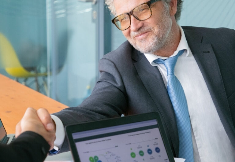 Generación de Leads B2C: Crea conexiones sólidas y convierte clientes potenciales en clientes fieles